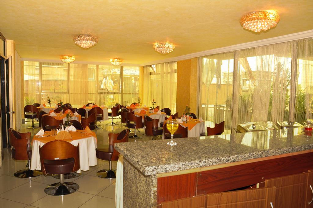 Empire Addis International Hotel Zewnętrze zdjęcie